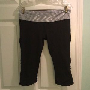 Lululemon short crops